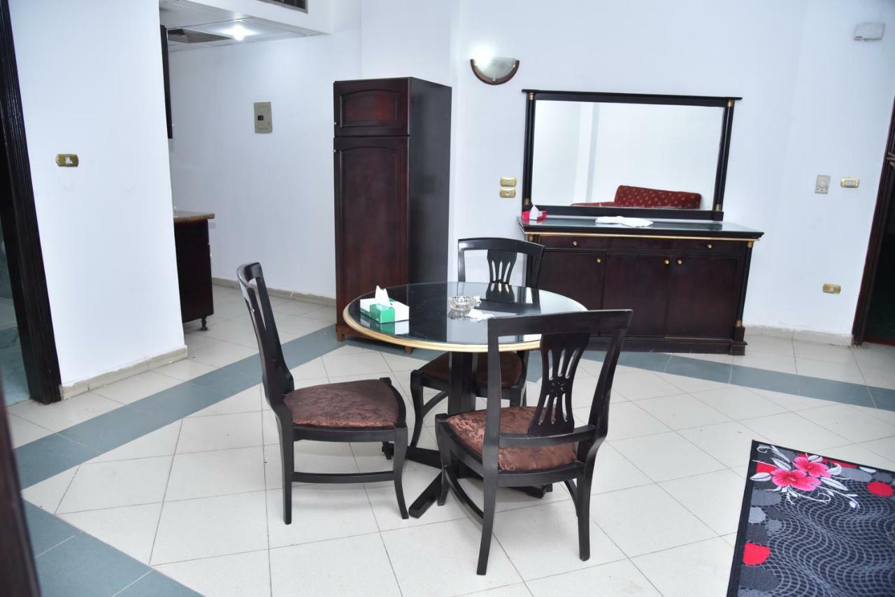 Royal Pyramids Hotel Каир Экстерьер фото