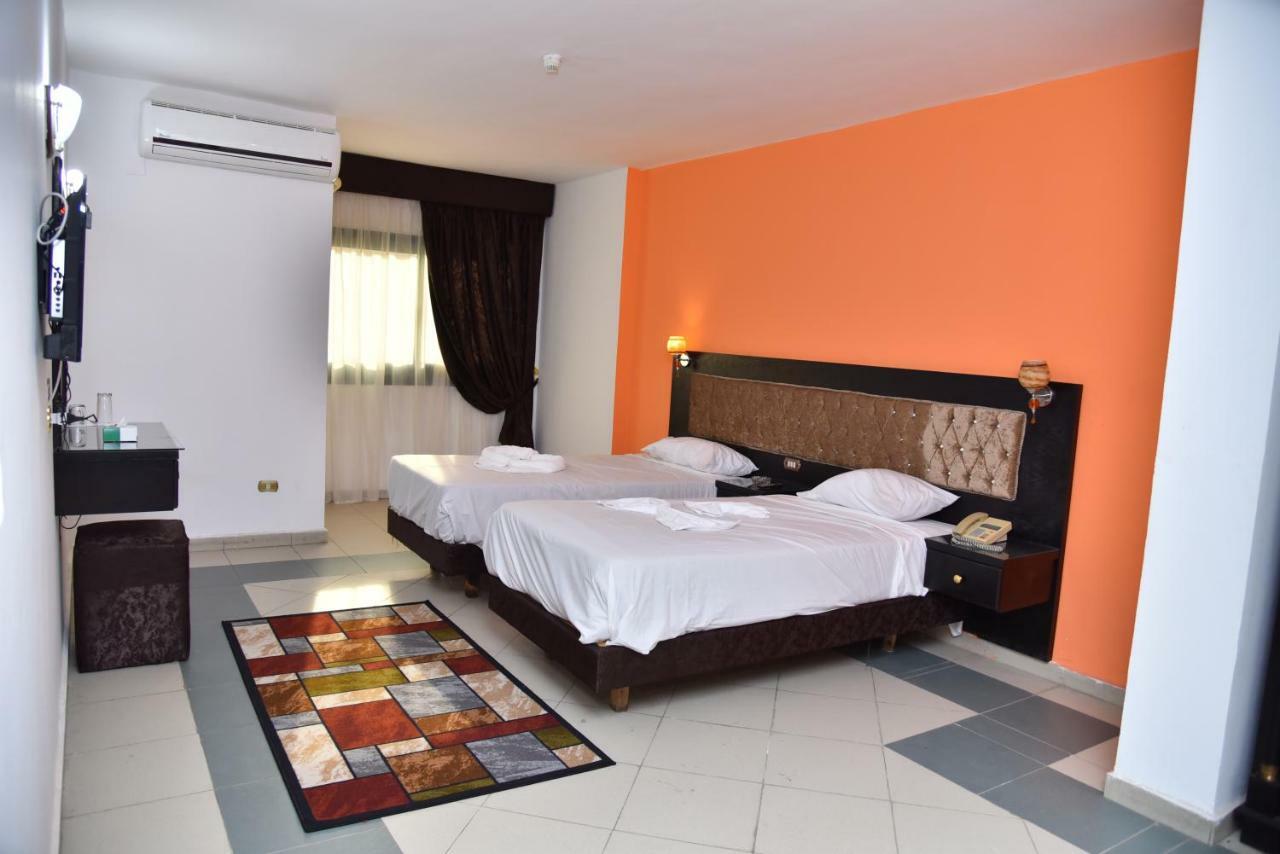 Royal Pyramids Hotel Каир Экстерьер фото