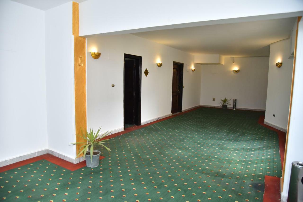 Royal Pyramids Hotel Каир Экстерьер фото