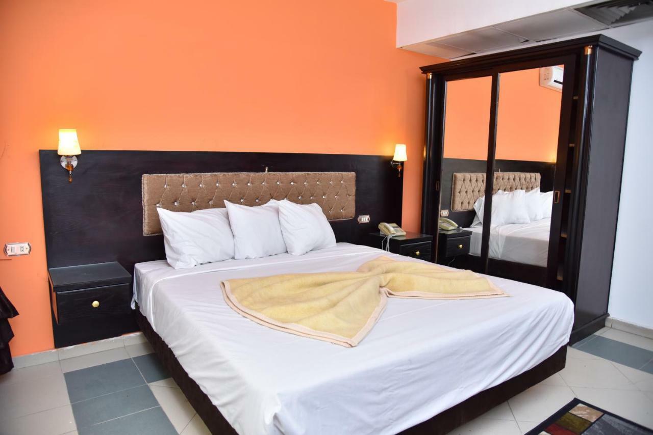 Royal Pyramids Hotel Каир Экстерьер фото